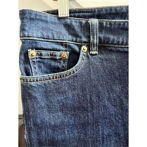 Lauren Ralph Lauren Women’s Tapered Leg Jeans sz 10 EUC - Picture 3 of 8